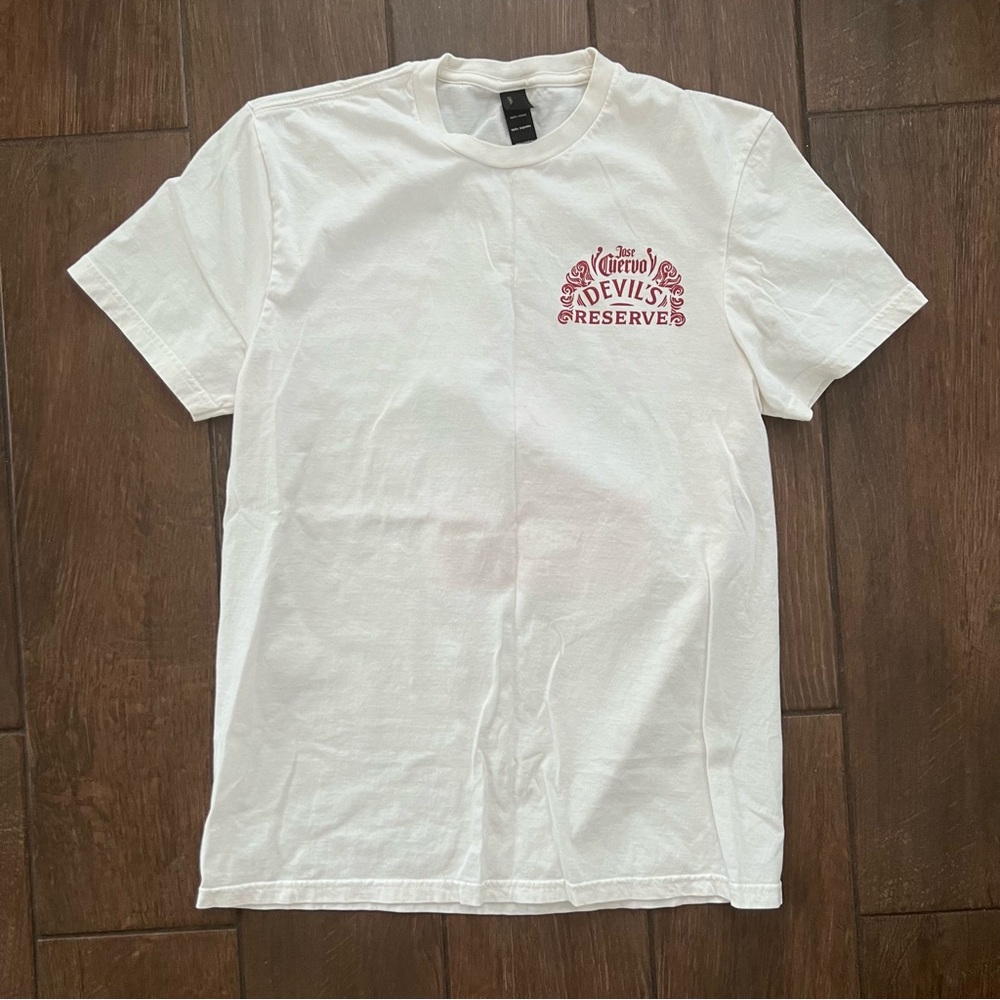 Jose Cuervo Devil's Reserve Unisex T Shirt size Small